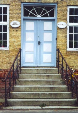 Eingang zum ehemaligen Schwesternhaus
