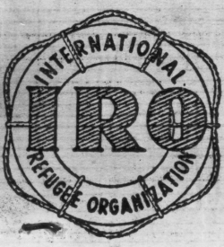 Logo der Hilfsorganisation, die nach 1947 für Repatriierung und Resettlement der "Displaced Persons" zuständig war.