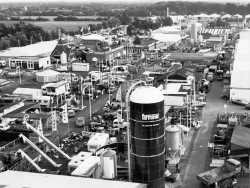 Blick über das Messegelände 1980