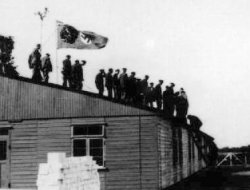 Richtfest des Gemeinschaftslagers der Ahlmann Carlshütte am 20.8. 1943 an der Kampstraße in Büdelsdorf